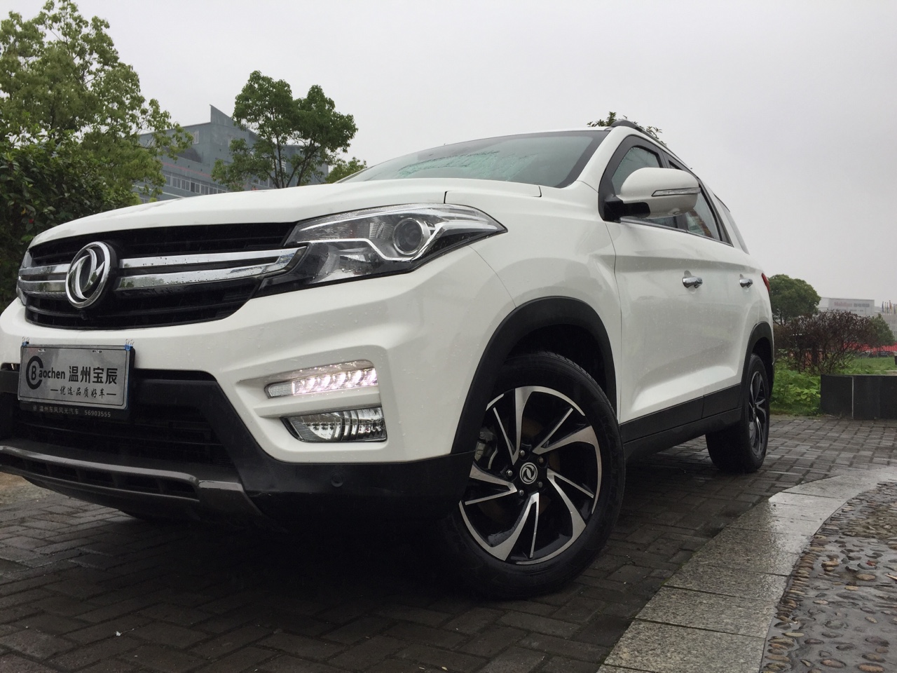 【今日推荐】18年5月东风560自动1.8l 智联型7座suv