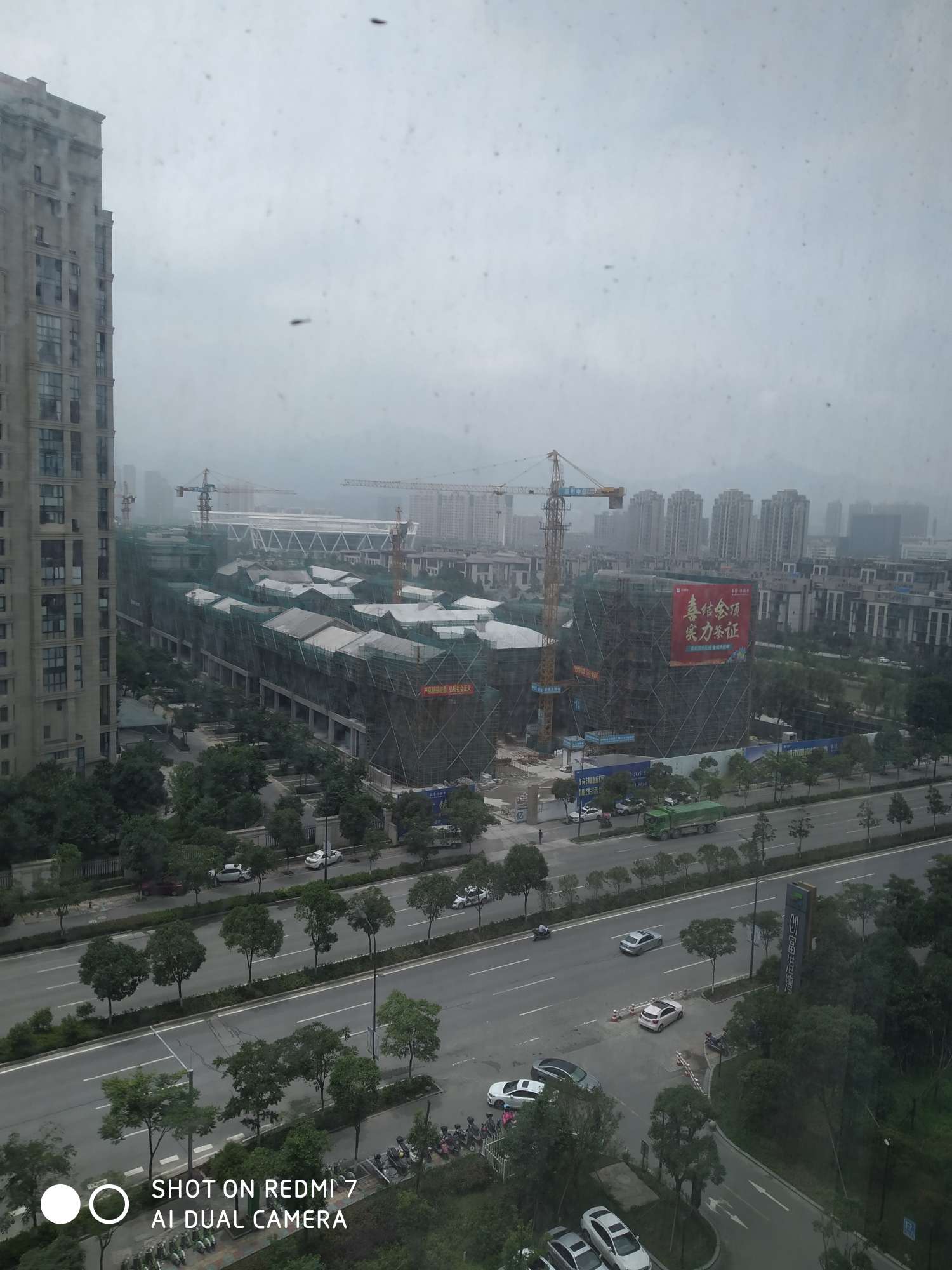 蝴蝶广场跟乐清江南里都几时能开业?