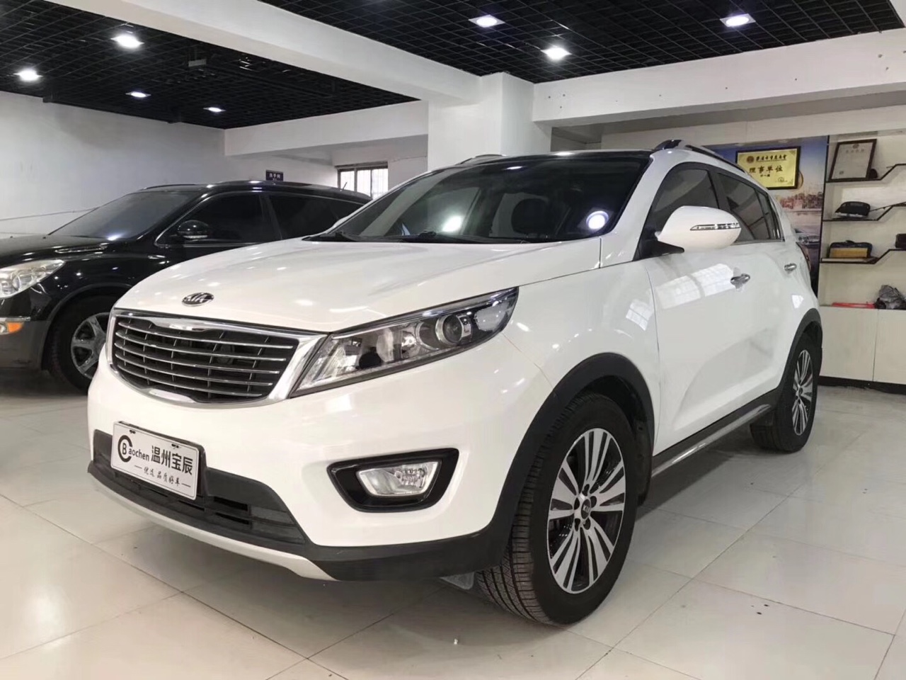 2017年5月起亚 智跑 2.0l 自动两驱版dlx