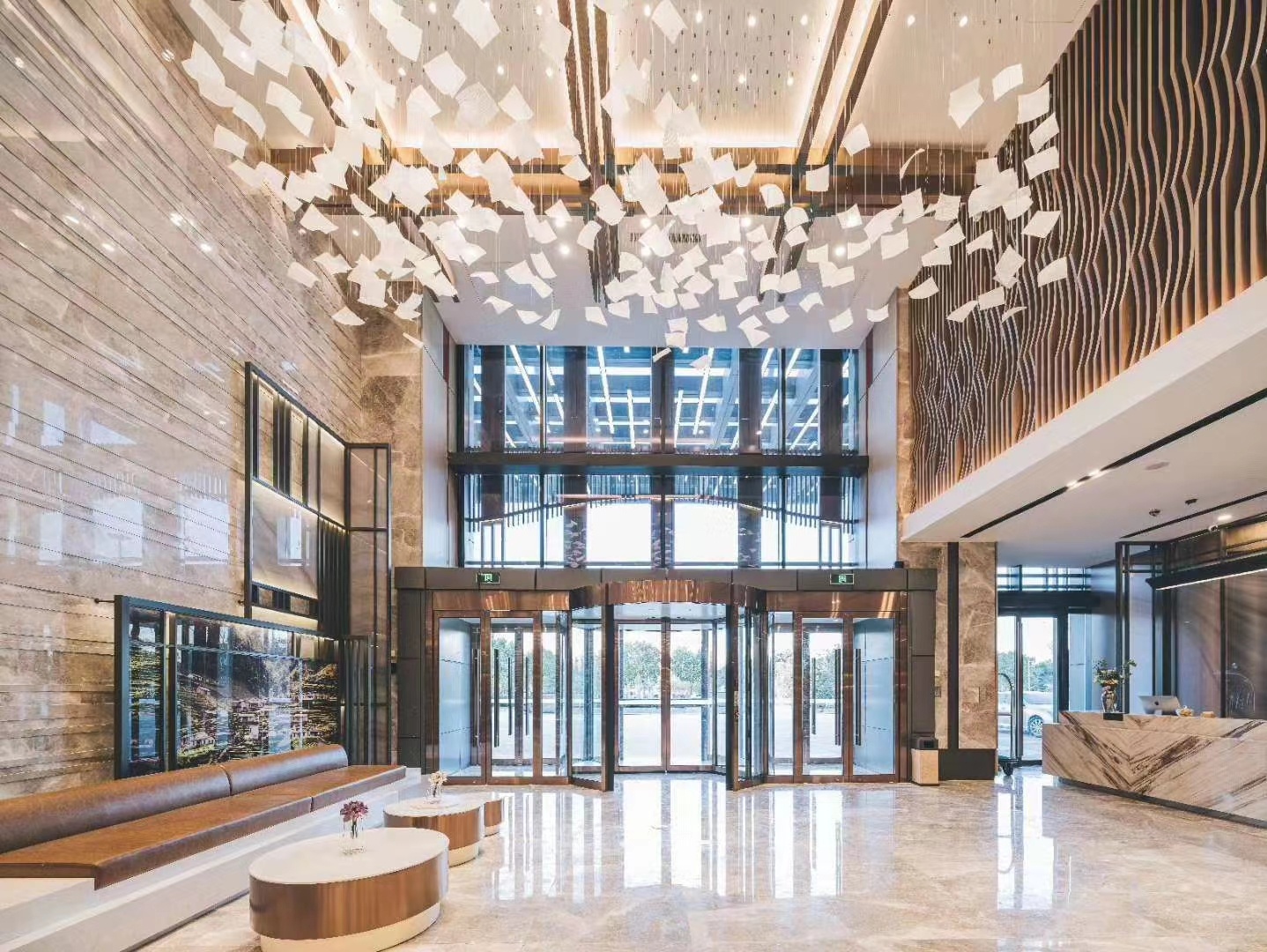 南虹广场·瞰景公馆- -       约60—120㎡精装loft年租5.