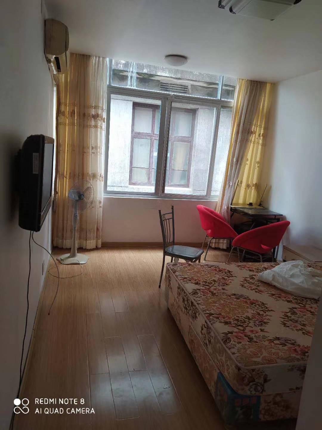 出售:西铁附近单间,国有出让