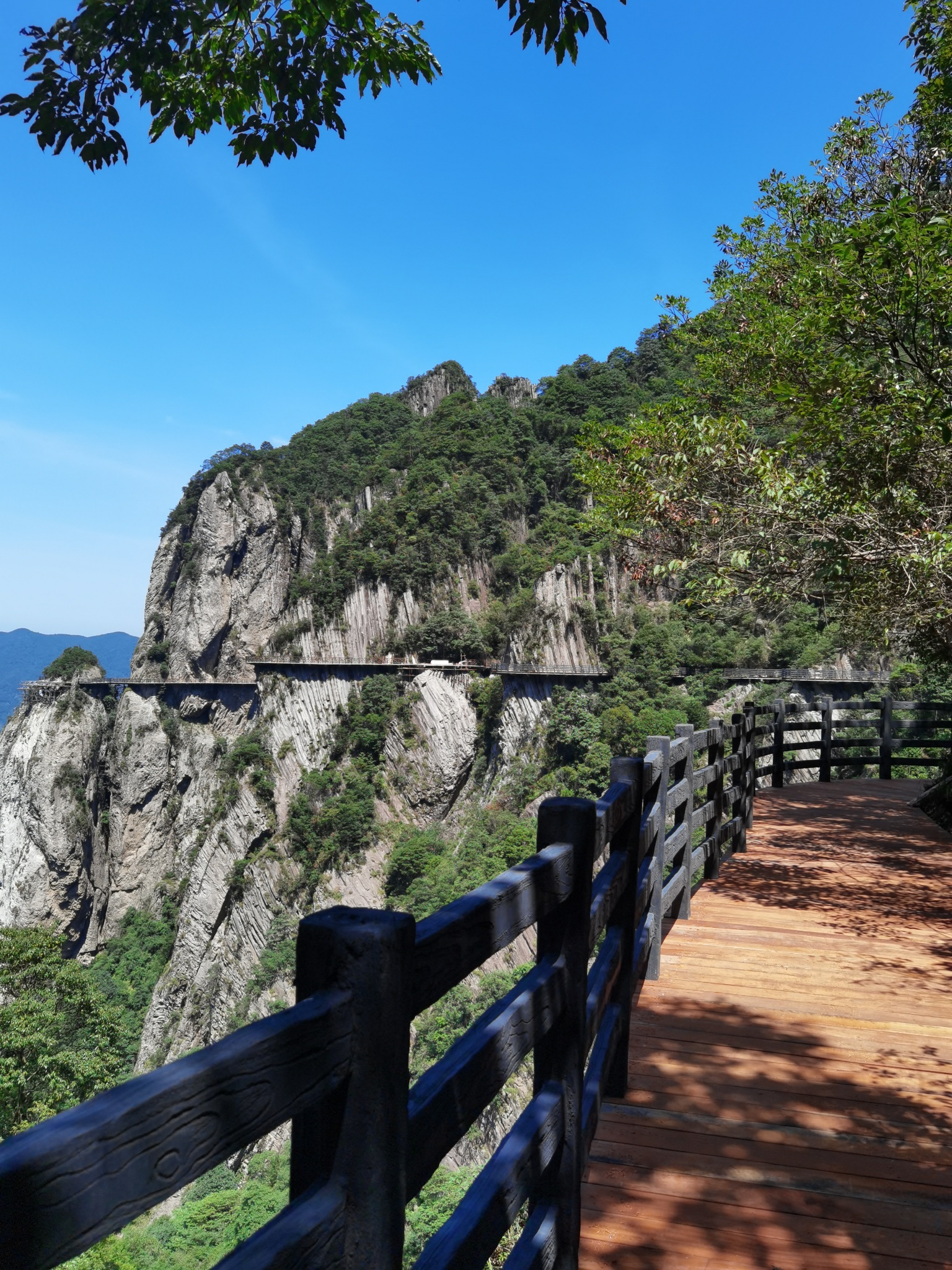 乐清族友分享:龙西乡显胜门高山栈道