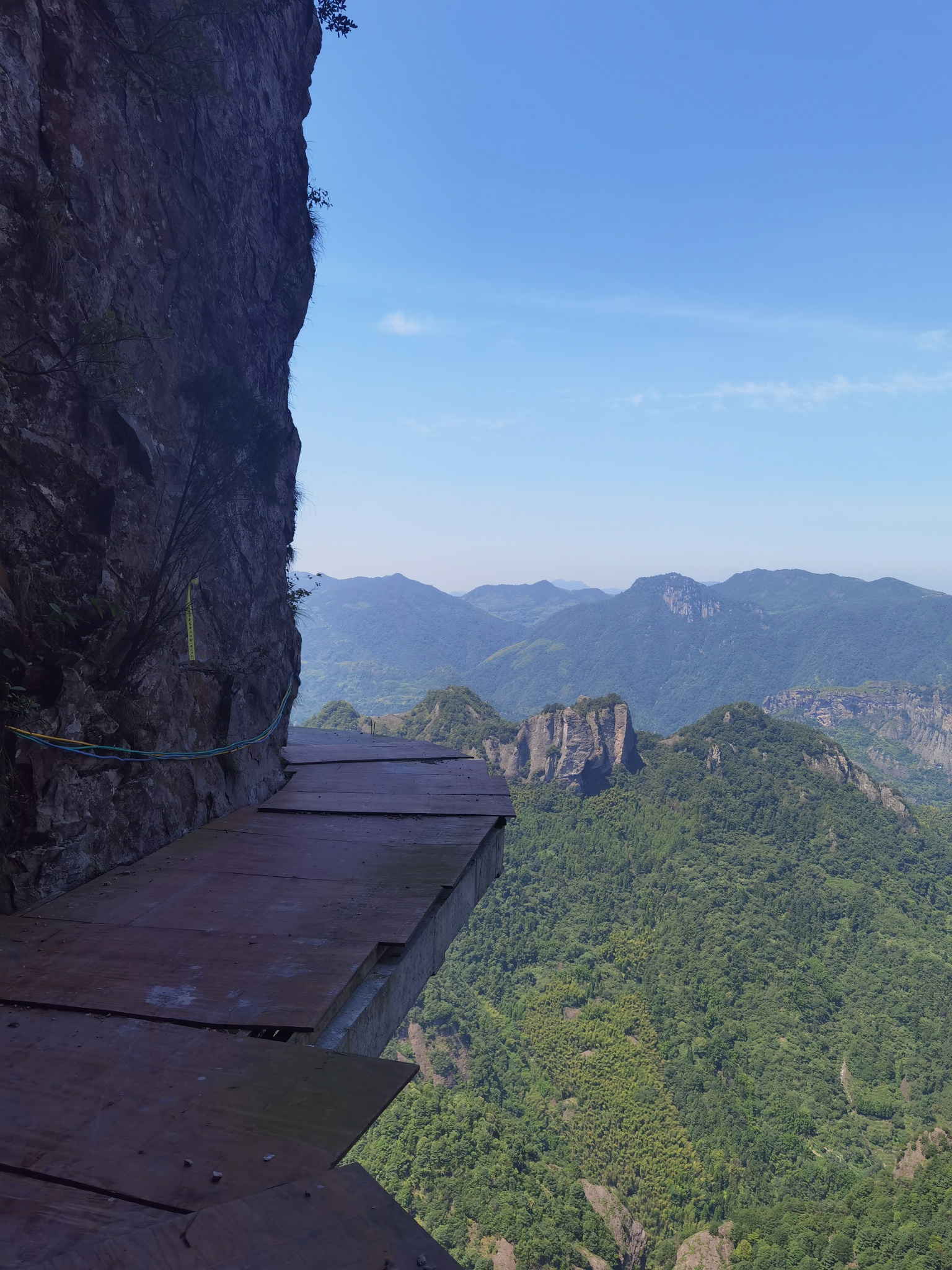 乐清族友分享:龙西乡显胜门高山栈道