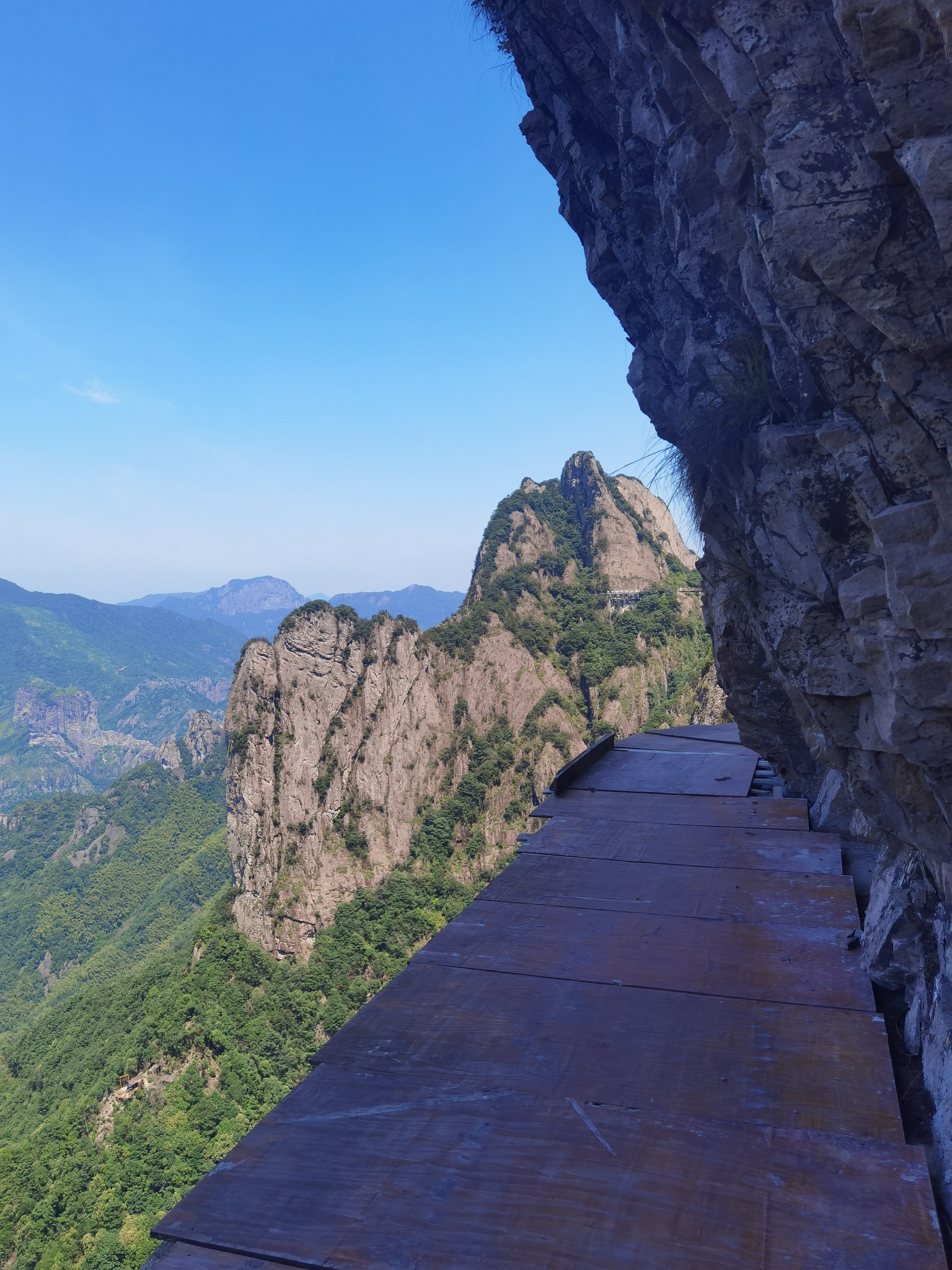 乐清族友分享:龙西乡显胜门高山栈道