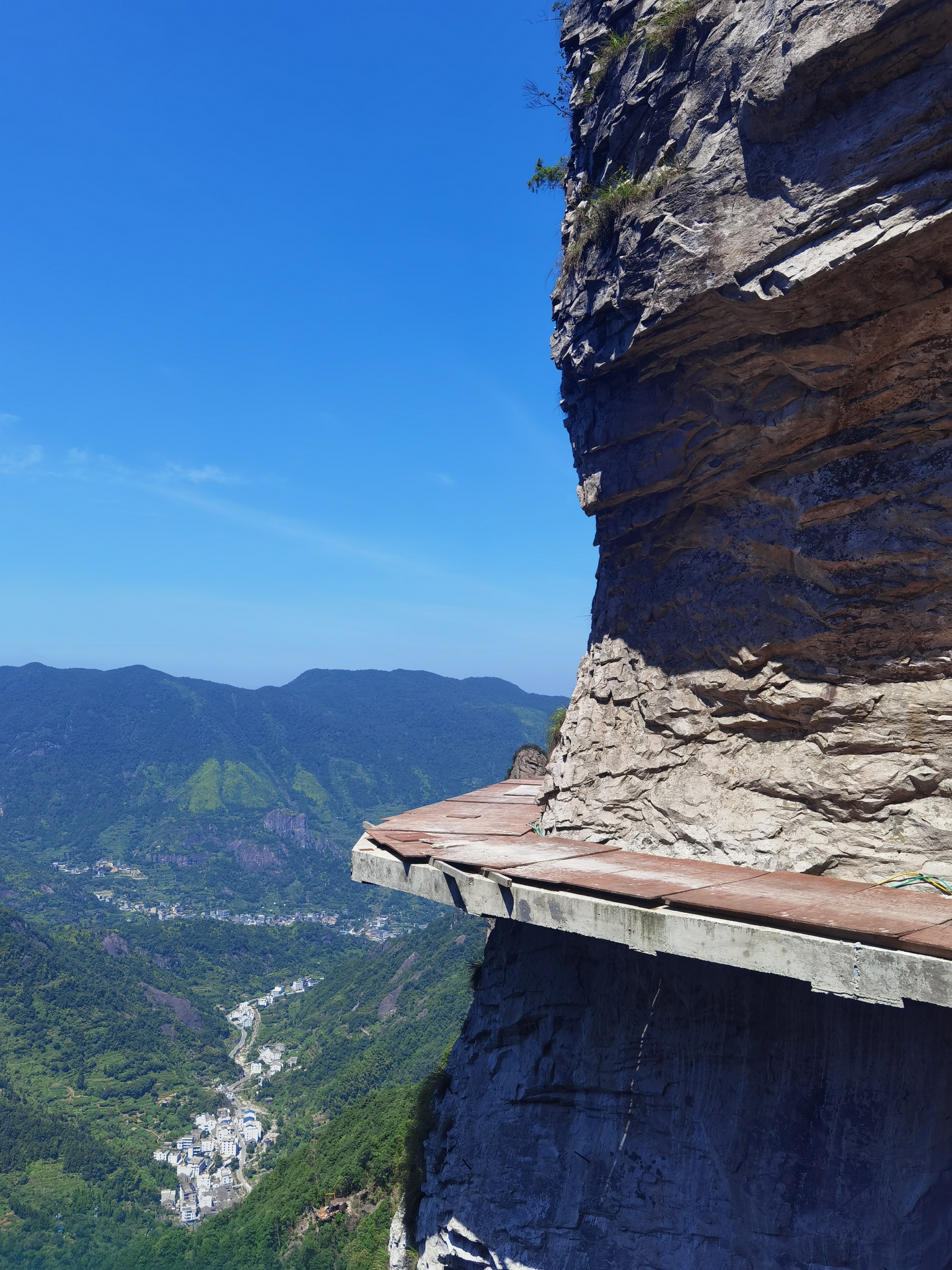 乐清族友分享:龙西乡显胜门高山栈道